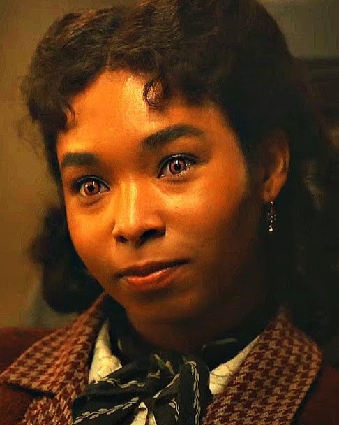 Delainey Hayles as Claudia
