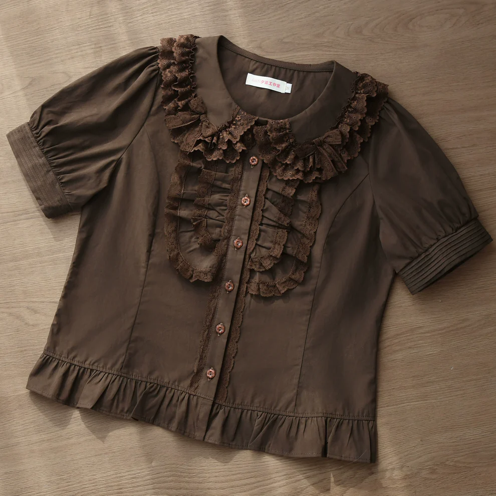 brown short sleeve blouse